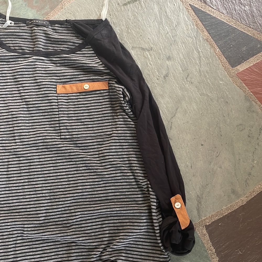 Striped Top - Picture 5 of 5